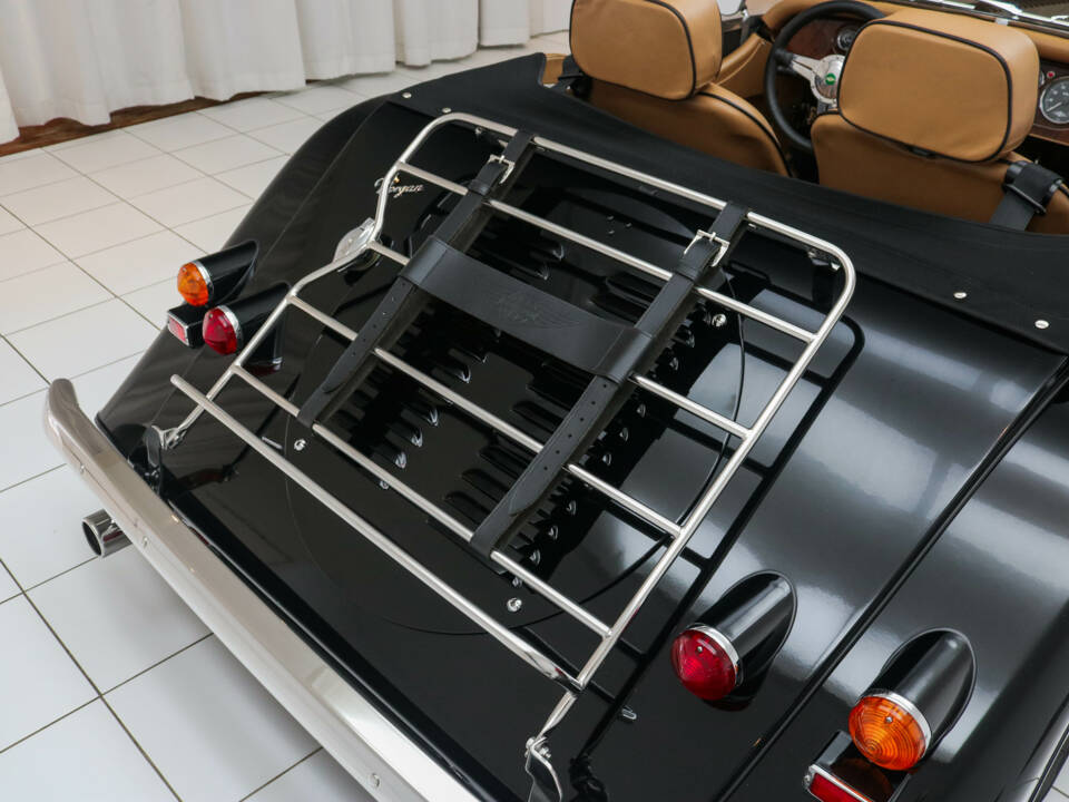 Image 18/18 of Morgan Plus 8 (2003)