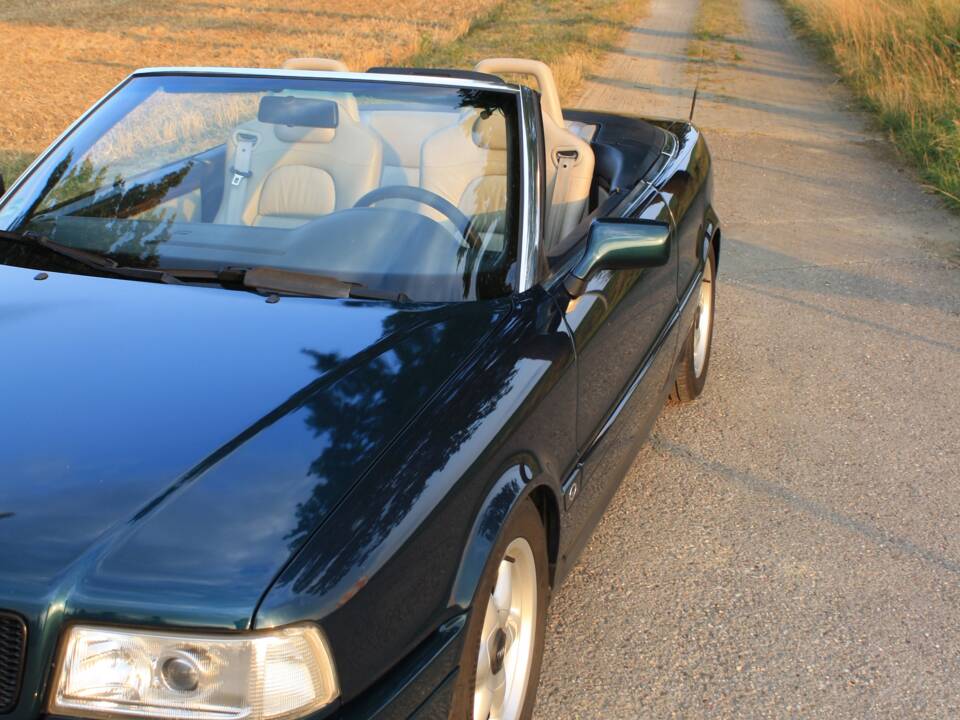 Bild 43/88 von Audi Cabriolet 2.6 (1995)