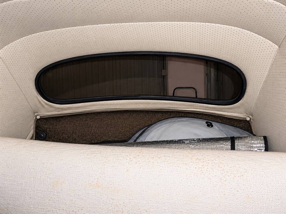 Image 40/81 of Volkswagen Beetle 1200 (1965)