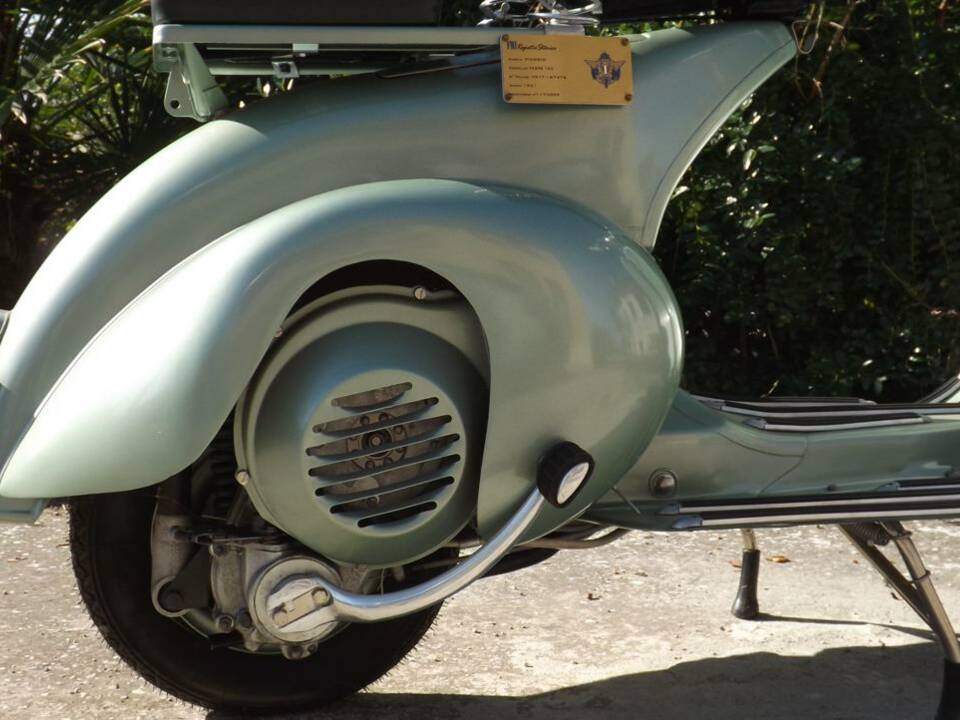 Immagine 20/44 di Piaggio Vespa 125 (1951)