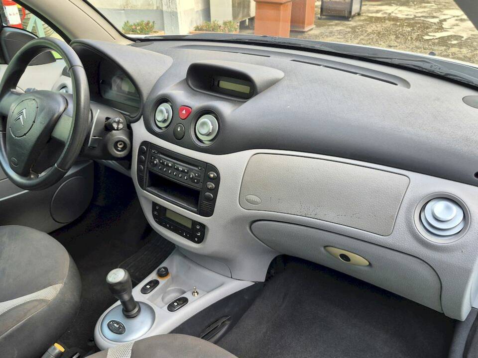 Image 35/54 of Citroën C3 1.6 16V (2004)