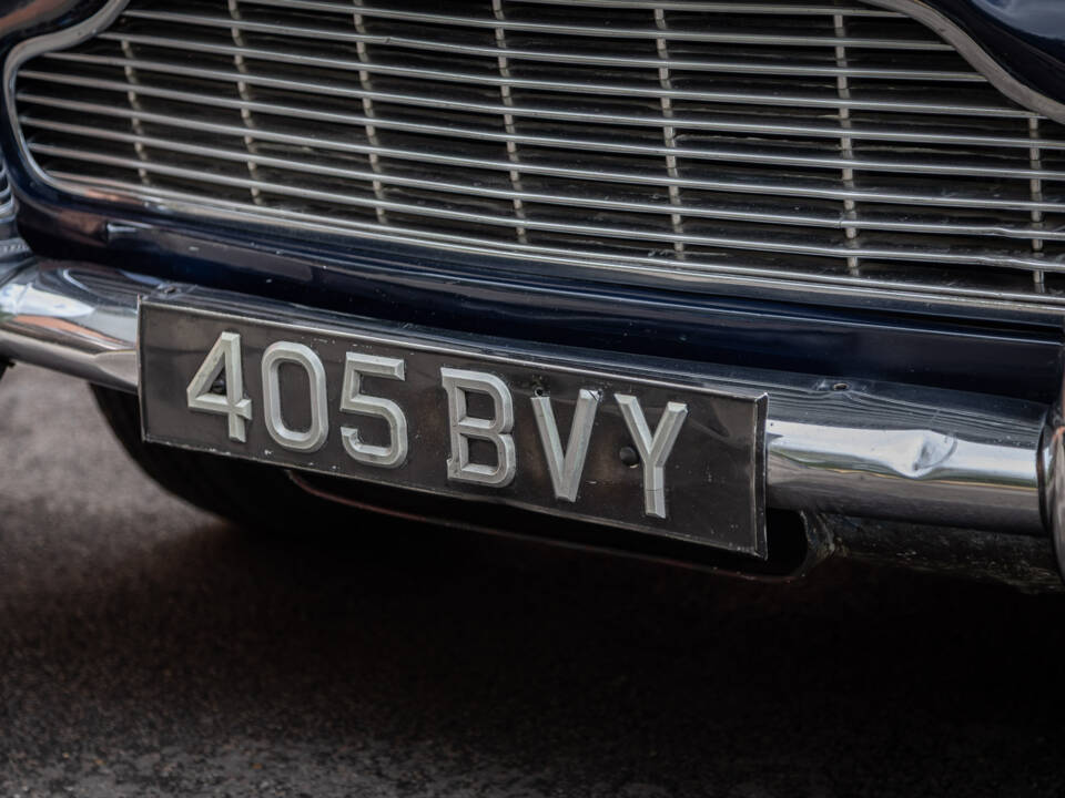 Image 22/72 de Aston Martin DB 4 (1962)
