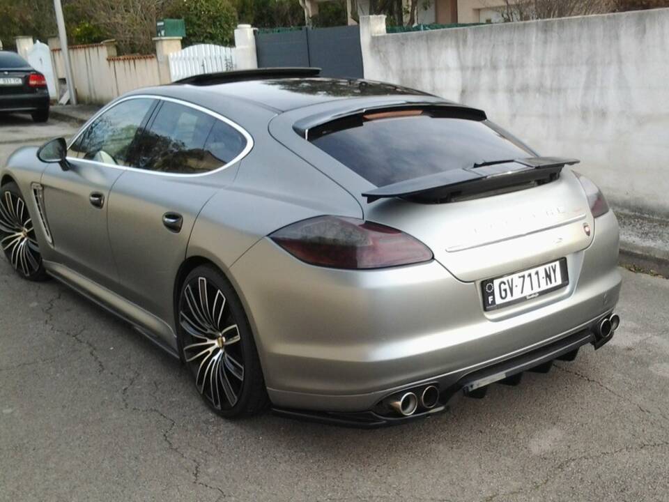 Image 8/8 of Porsche Panamera Turbo (1900)