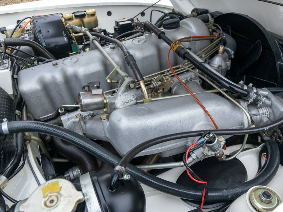 Bild 4/50 von Mercedes-Benz 280 SL (1970)