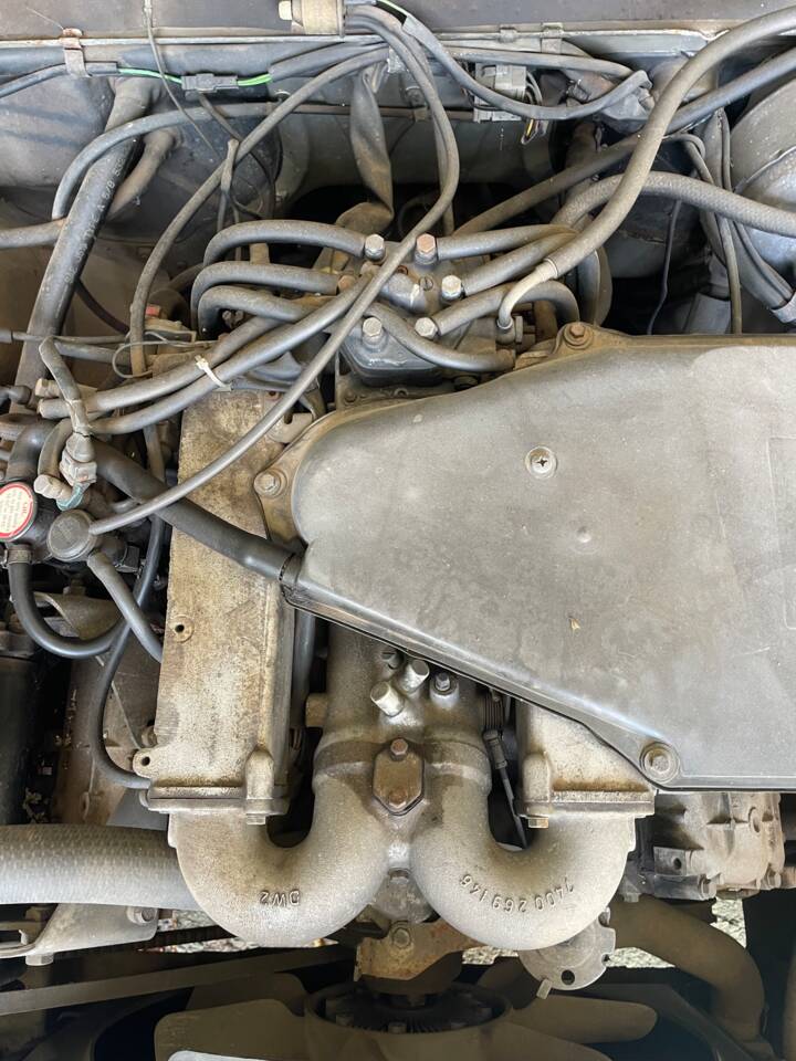 Image 6/9 de Volvo 264 (1982)