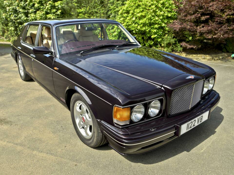 Image 3/50 of Bentley Turbo RT (1997)