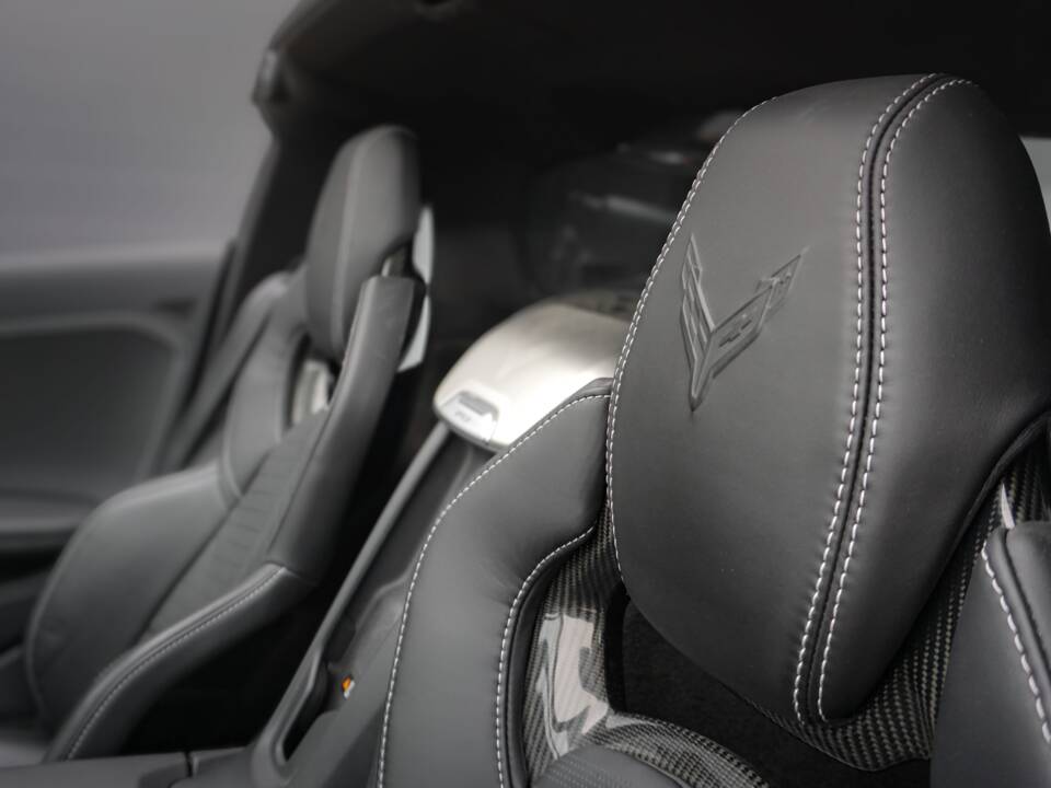 Image 27/45 of Chevrolet Corvette Stingray (2022)