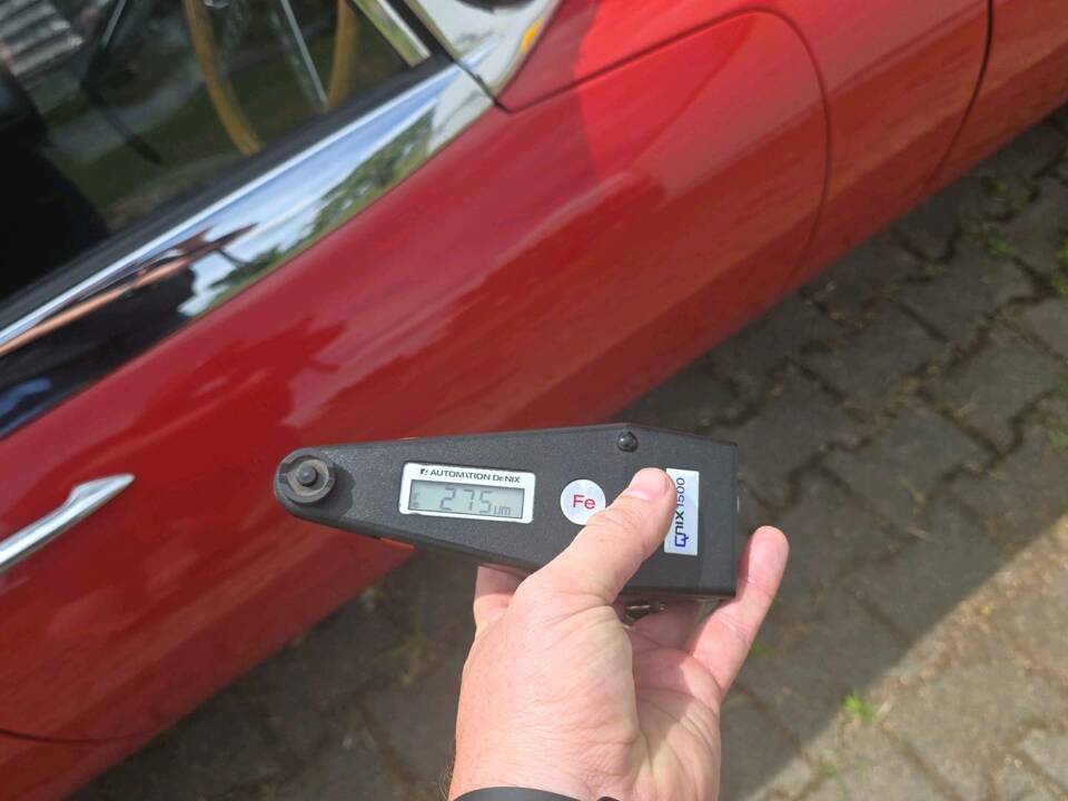 Image 55/80 of Jaguar E-Type 4.2 (1966)