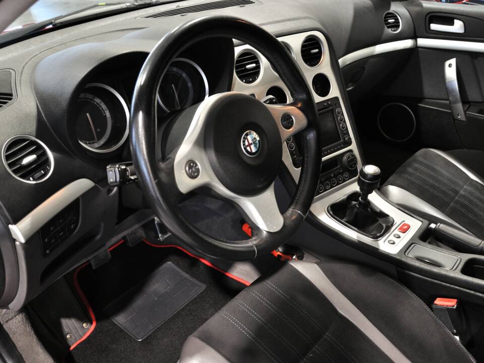 Imagen 16/23 de Alfa Romeo Brera 2.2 JTS (2006)