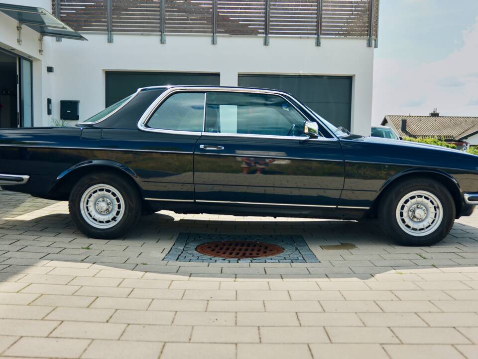 Bild 18/99 von Mercedes-Benz 230 CE (1983)