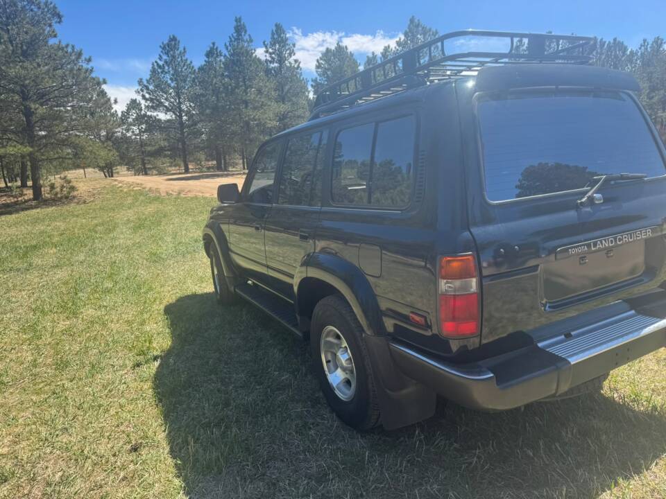Bild 3/48 von Toyota Land Cruiser J80 (1994)