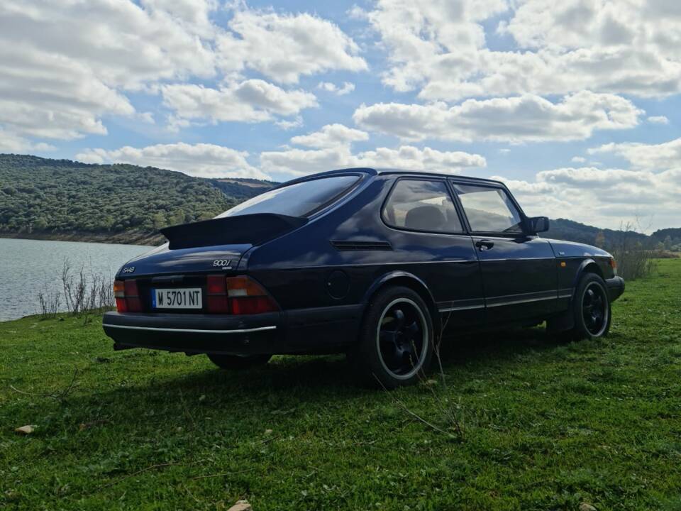Image 43/50 of Saab 900 (1992)