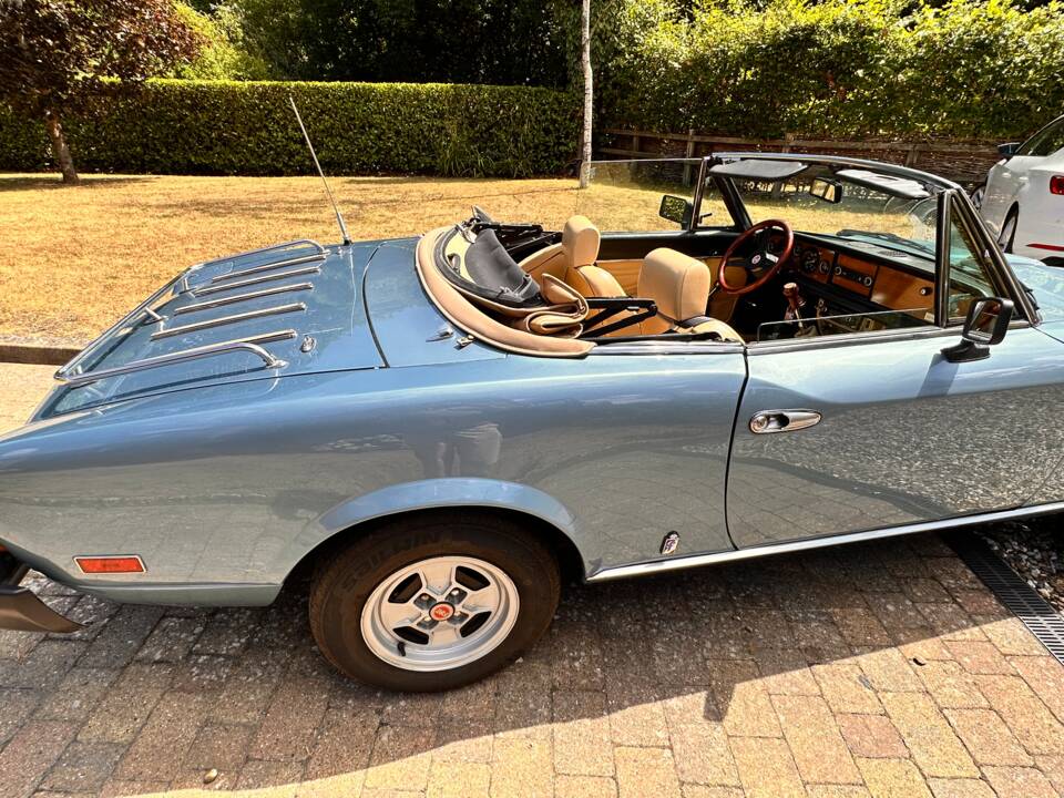 Bild 6/44 von FIAT Spider 2000 (1981)