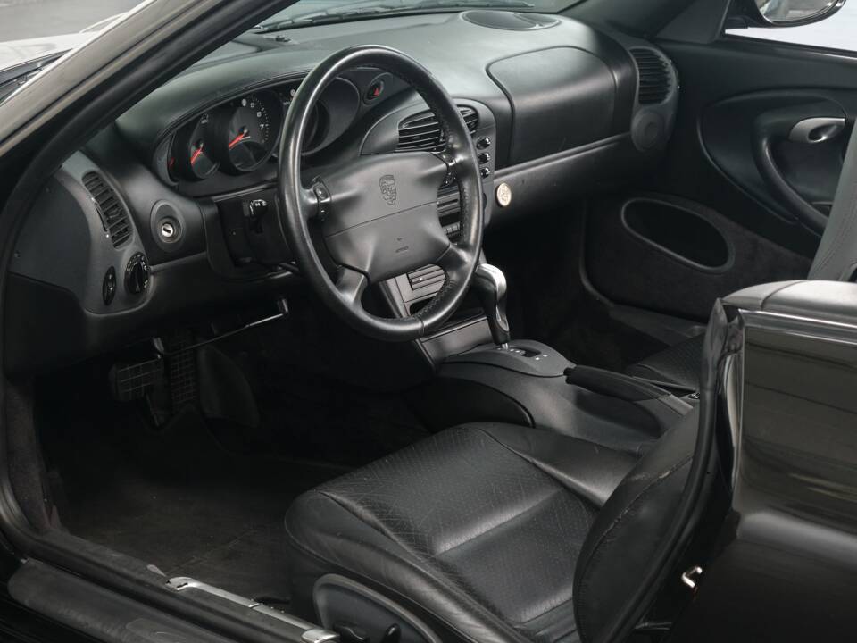 Bild 36/50 von Porsche 911 Carrera (1998)