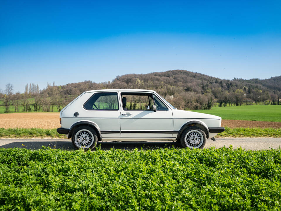 Afbeelding 9/58 van Volkswagen Golf I GTI 1.6 (1982)