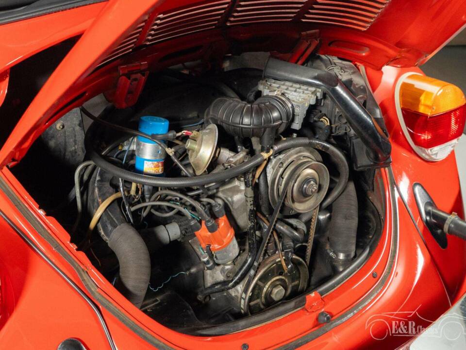 Image 18/19 of Volkswagen Beetle 1303 Fuel Injection (1979)