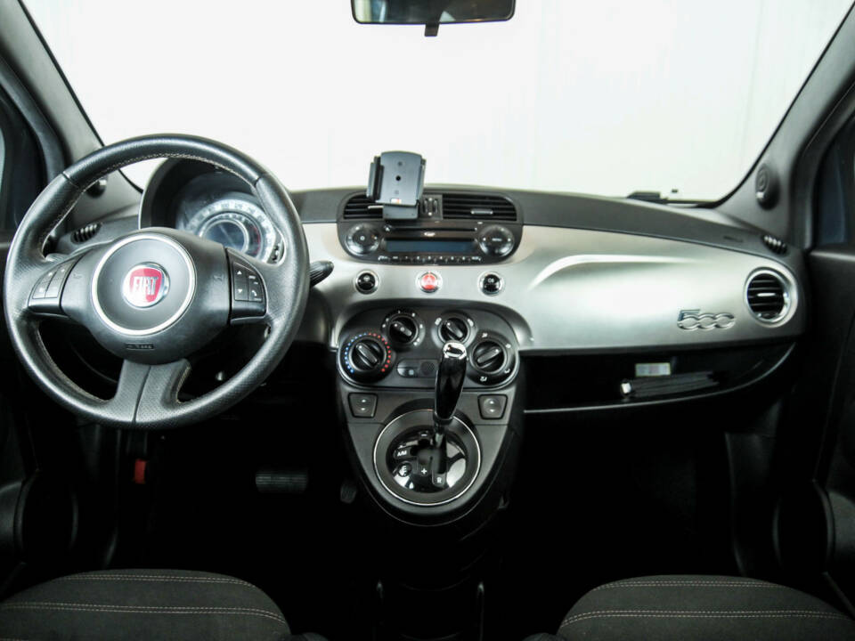 Imagen 7/49 de FIAT 500 (2011)