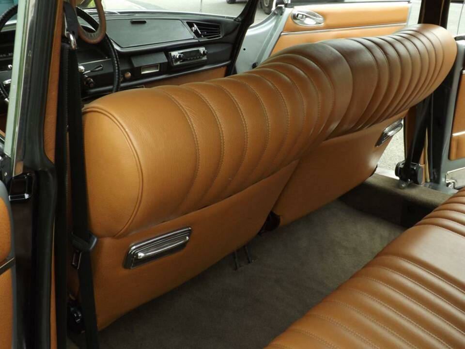 Afbeelding 17/35 van Citroën DS 21 Pallas (1969)