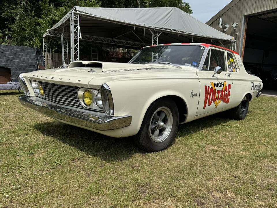 Bild 1/8 von Plymouth Savoy Coupé (1963)