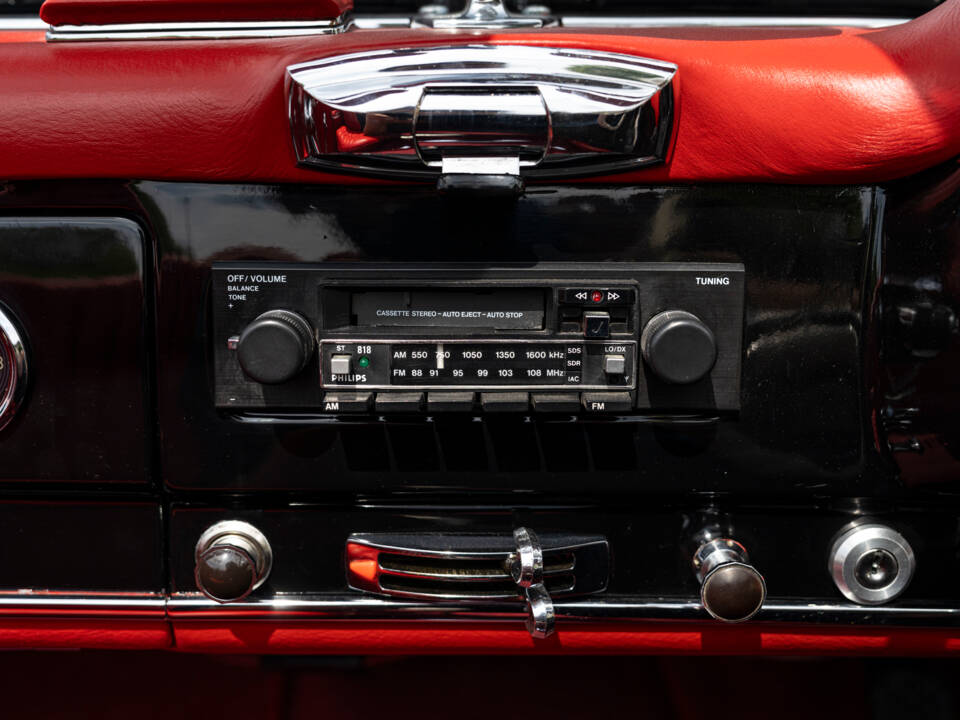 Bild 18/28 von Mercedes-Benz 190 SL (1959)