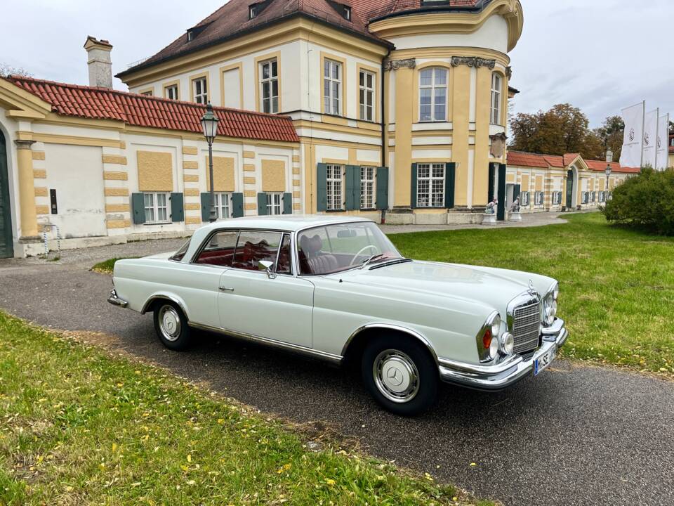 Afbeelding 1/75 van Mercedes-Benz 280 SE 3,5 (1971)