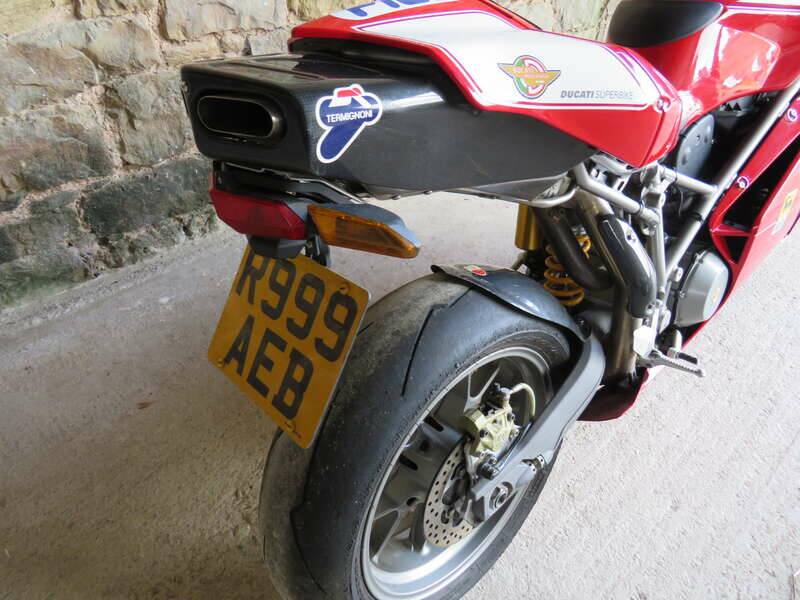 Bild 40/42 von Ducati DUMMY (2002)