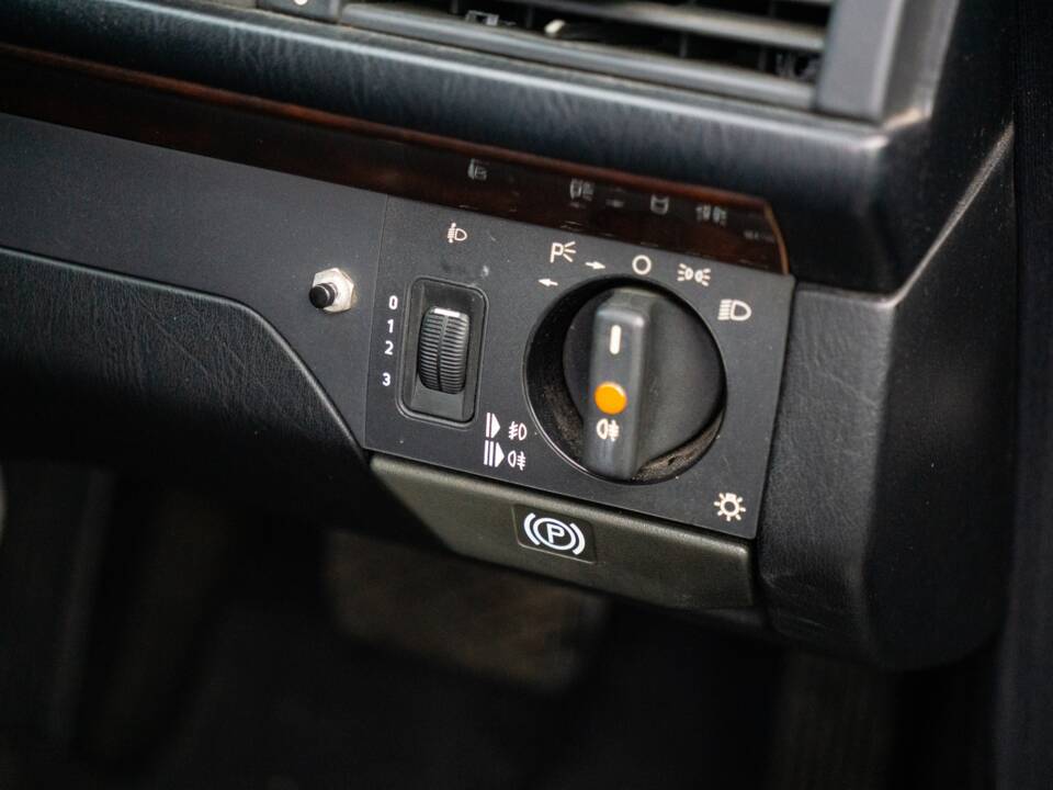 Bild 31/42 von Mercedes-Benz E 320 (1995)