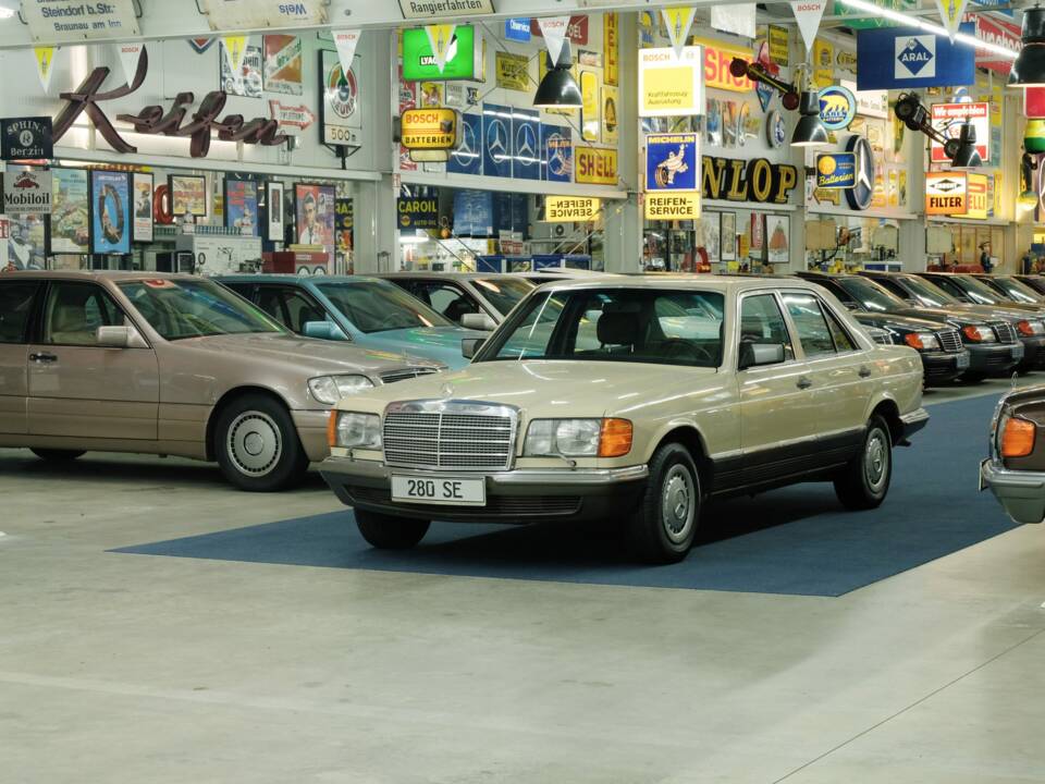 Bild 7/50 von Mercedes-Benz 280 SE (1984)