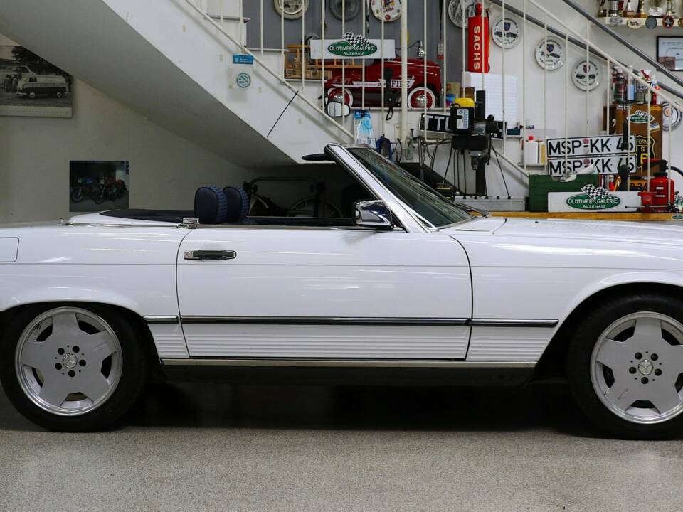 Afbeelding 5/14 van Mercedes-Benz 300 SL (1987)