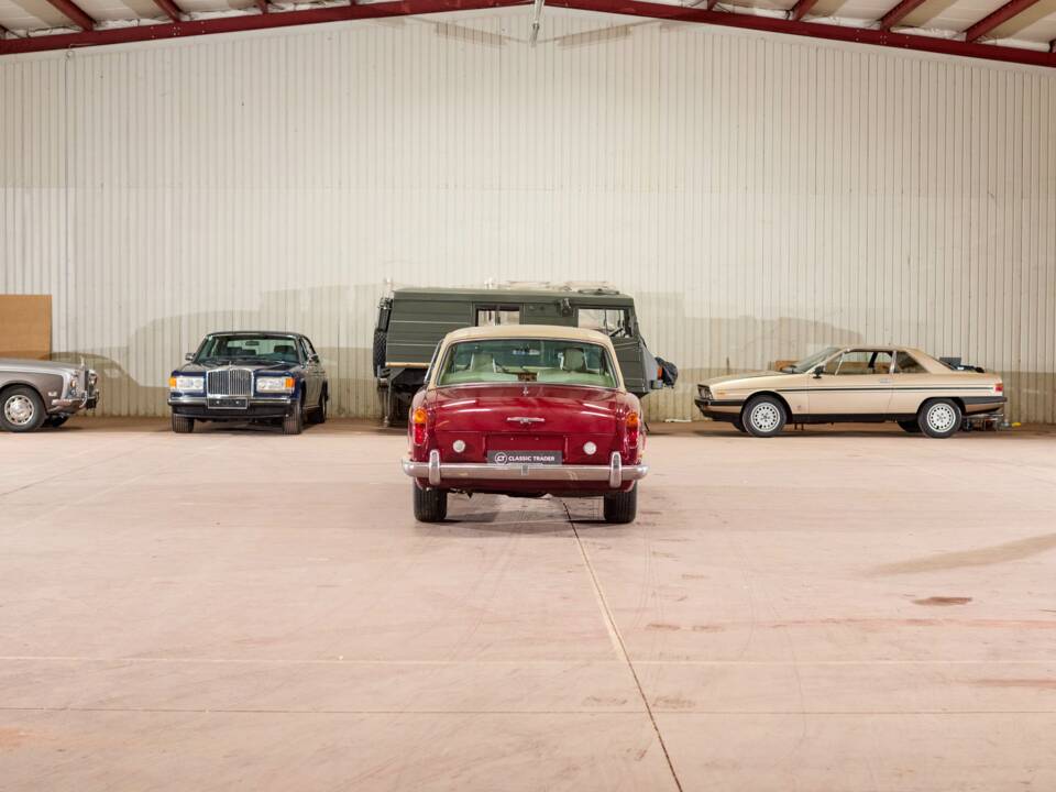 Image 8/62 of Rolls-Royce Silver Shadow I (1969)