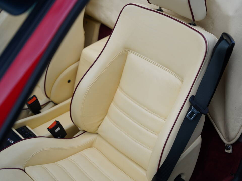 Image 18/50 of Ferrari F 355 Spider (1999)