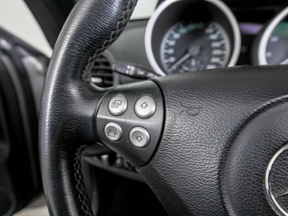 Image 35/50 of Mercedes-Benz SLK 200 Kompressor (2007)