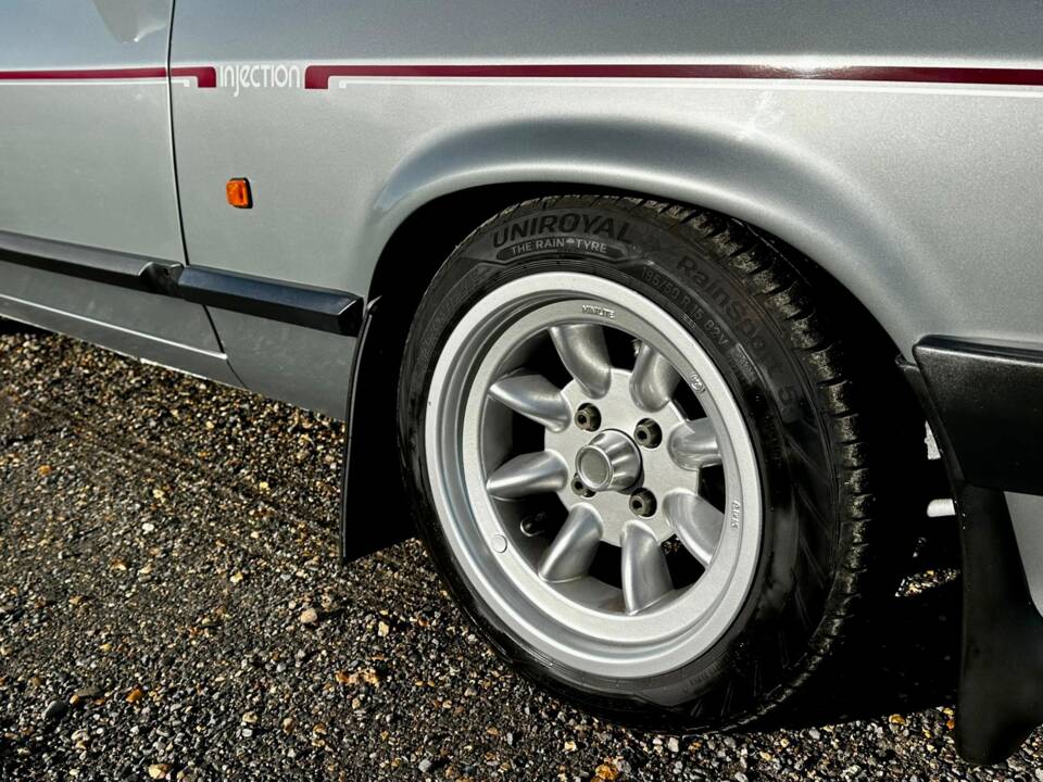 Bild 28/70 von Ford Capri 2,8i (1986)