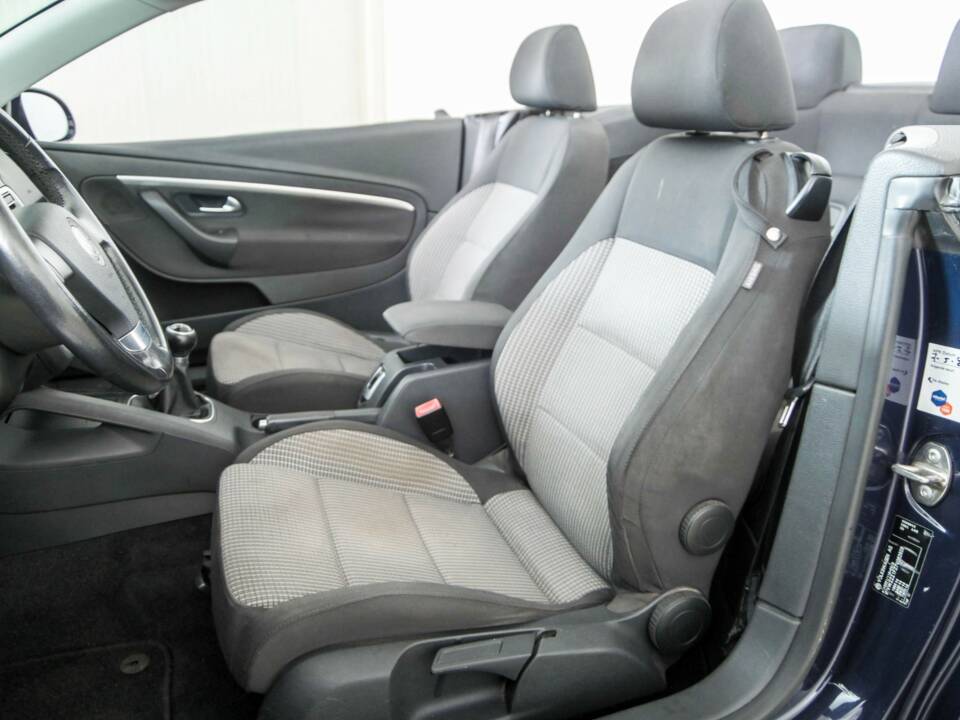 Image 15/42 of Volkswagen Eos 2.0 TFSI (2008)