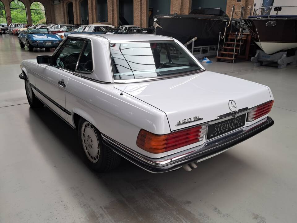 Bild 9/24 von Mercedes-Benz 420 SL (1986)
