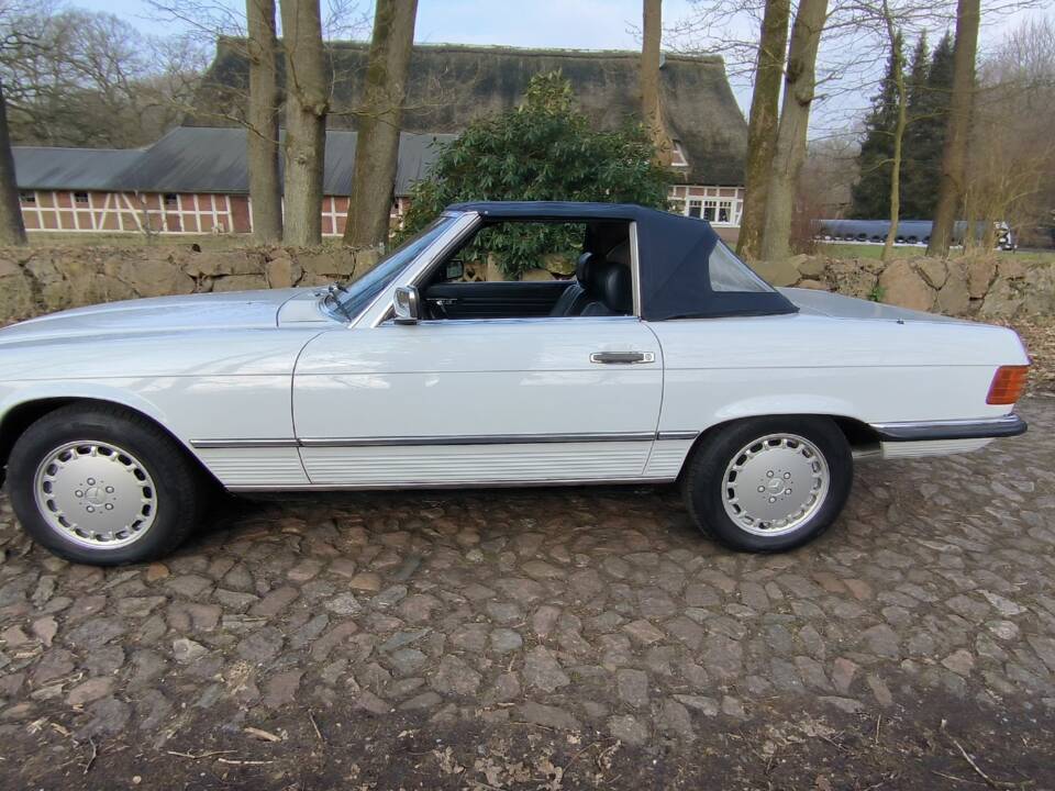 Bild 2/46 von Mercedes-Benz 420 SL (1985)