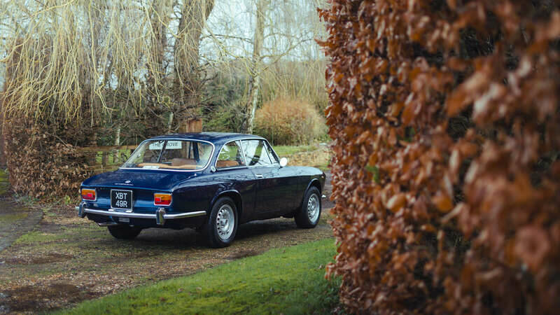 Image 47/50 of Alfa Romeo Giulia 1600 GT Junior (1977)