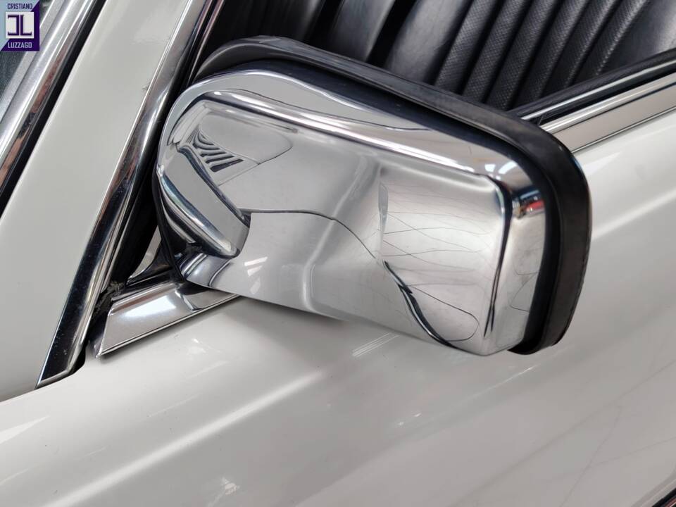 Image 21/53 of Mercedes-Benz 280 SL (1981)
