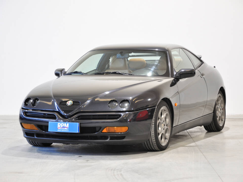 Image 9/30 of Alfa Romeo GTV 2.0 V6 Turbo (1996)