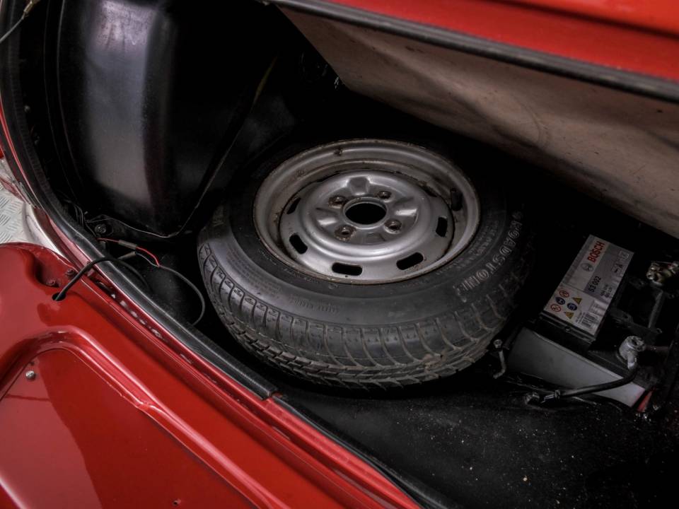 Image 43/50 of Mini 1000 (1985)