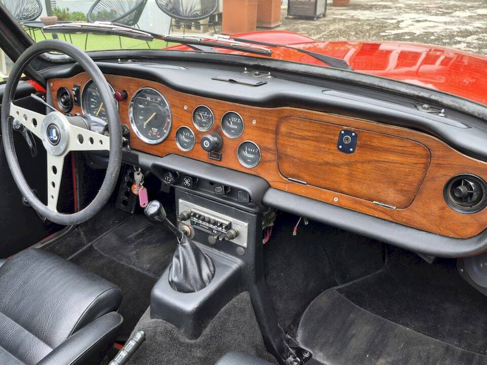 Immagine 38/81 di Triumph TR 6 (1973)