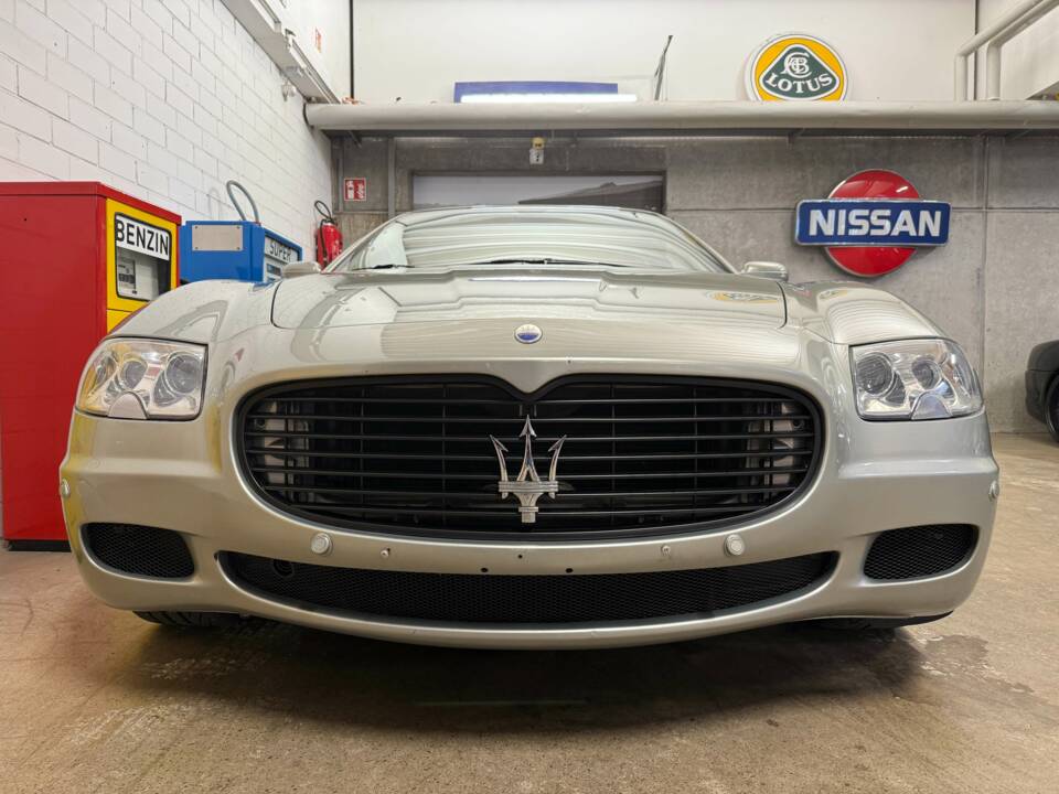 Bild 3/17 von Maserati Quattroporte 4.2 (2005)