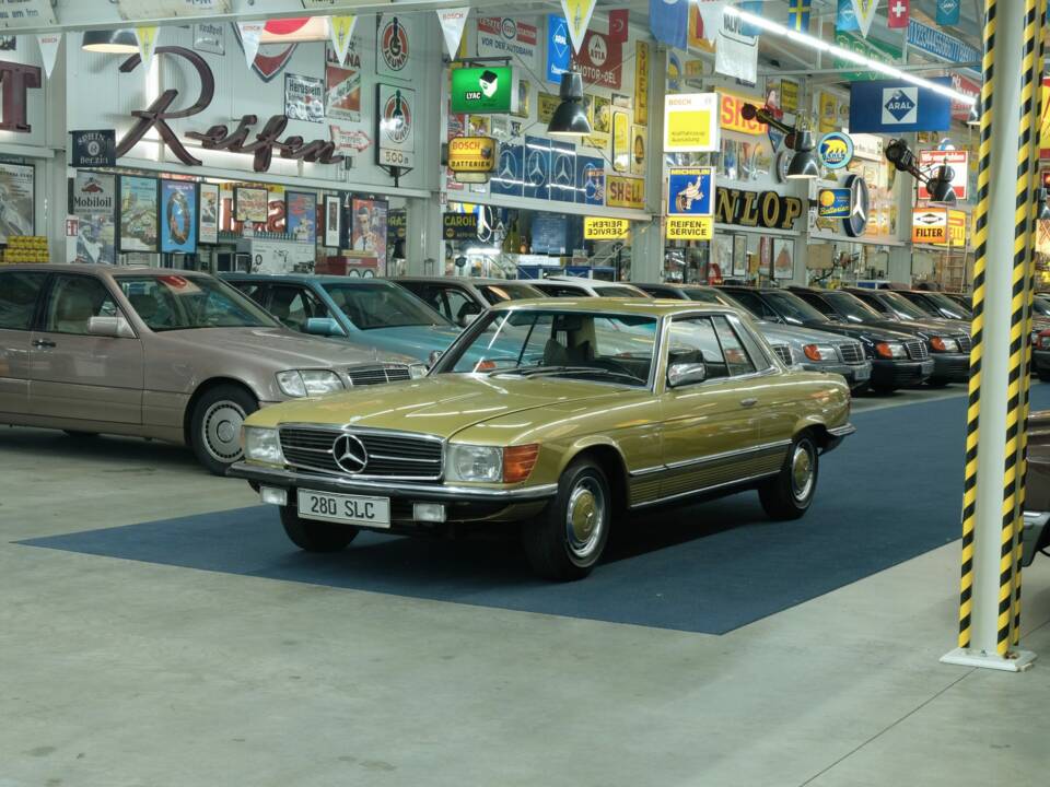 Image 50/50 de Mercedes-Benz 280 SLC (1977)