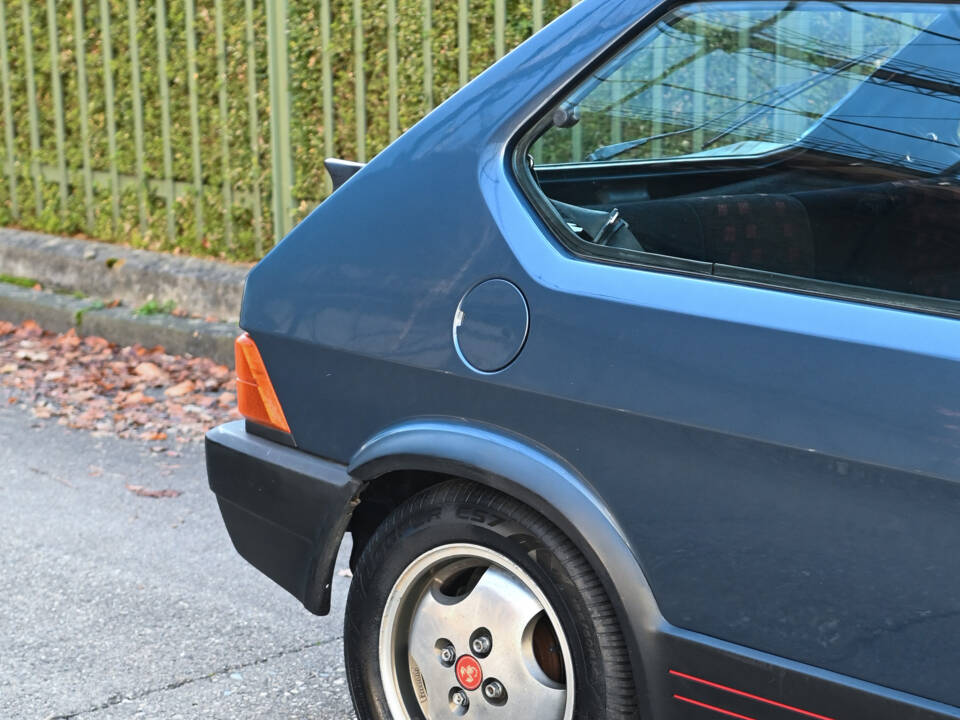 Afbeelding 13/33 van FIAT Ritmo 130 TC Abarth (1986)