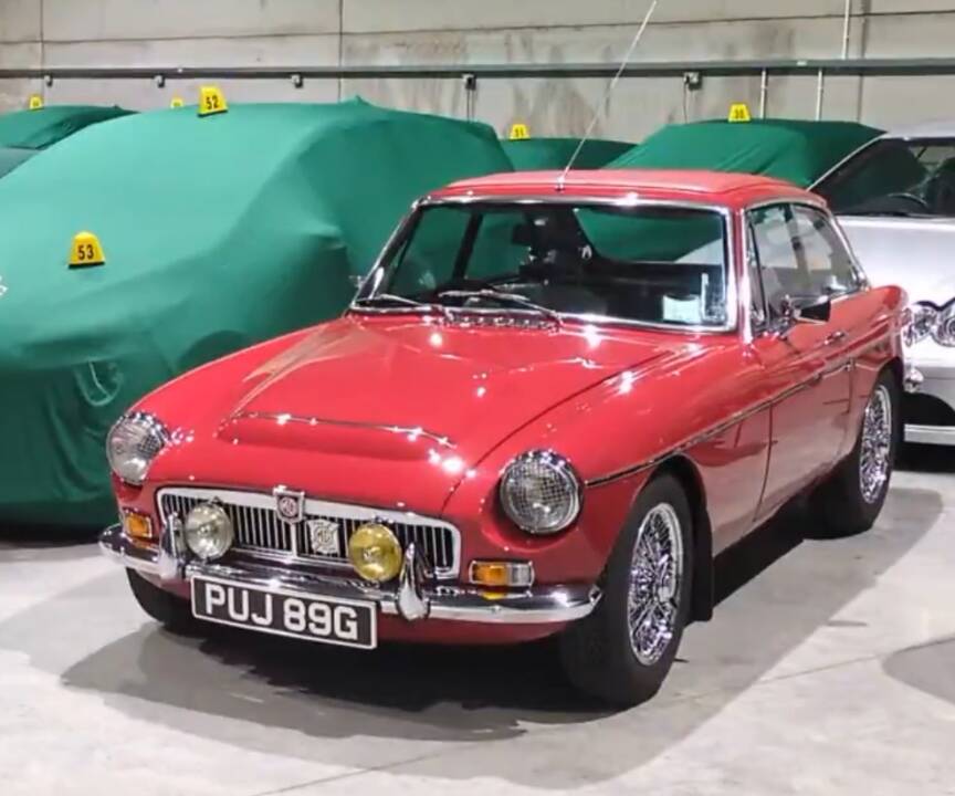 Afbeelding 4/39 van MG MGC GT (1969)