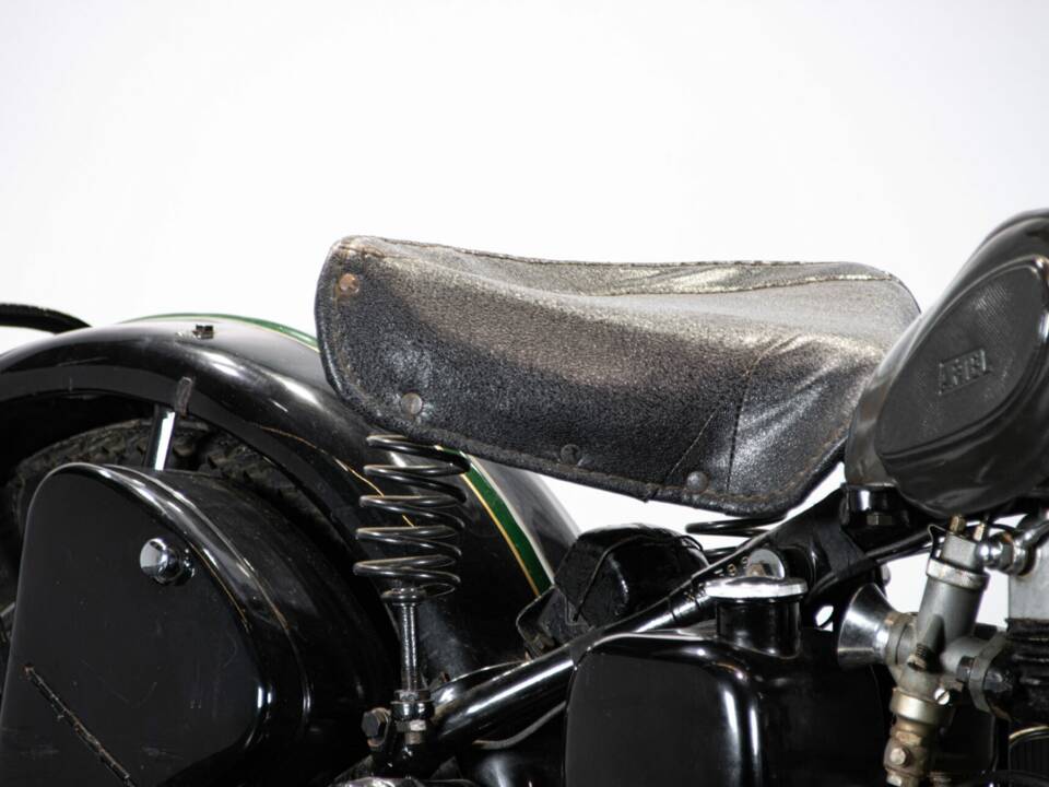 Image 49/50 de Ariel W/NG 350 (1941)