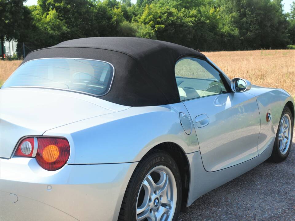 Immagine 7/15 di BMW Z4 2.5i (2005)