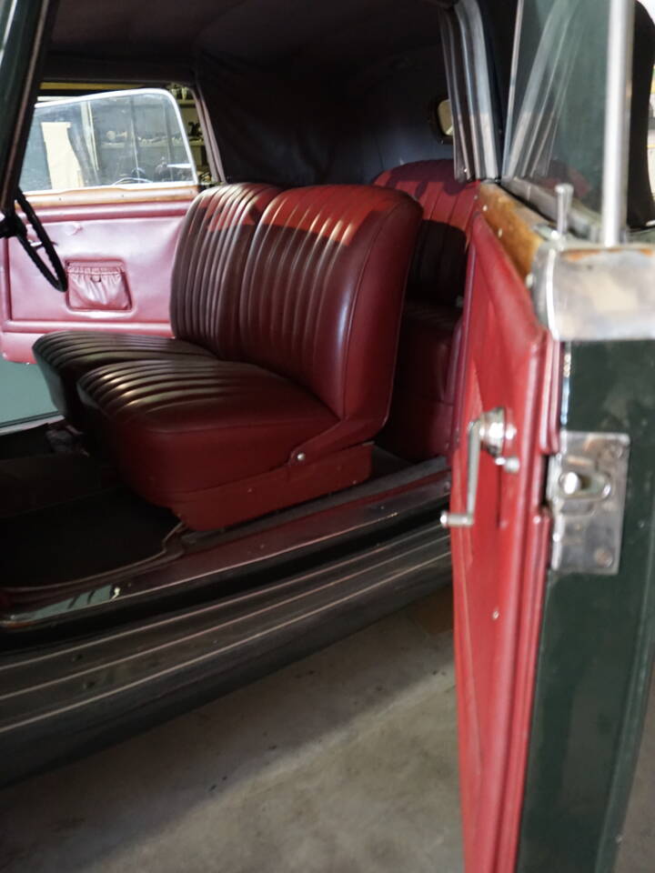Image 33/49 of Lancia Augusta (1934)