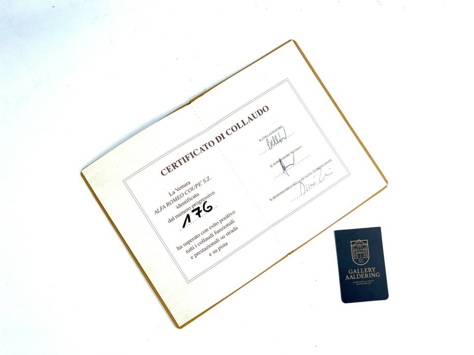 Image 8/50 of Alfa Romeo SZ (1991)