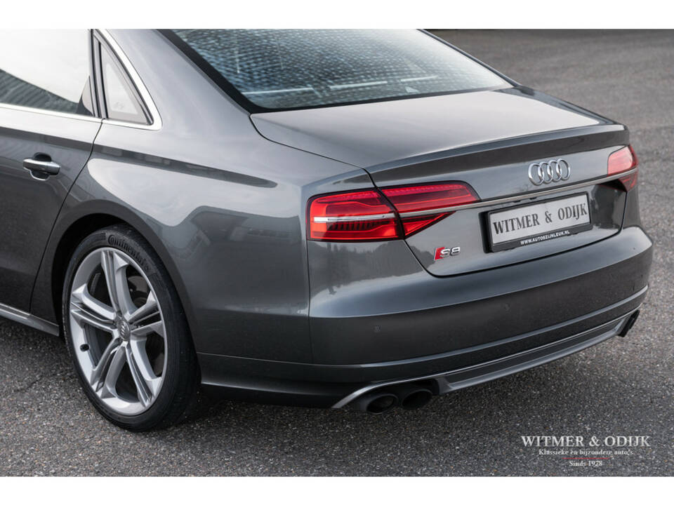 Afbeelding 25/36 van Audi S8 4.0 TFSI (2016)